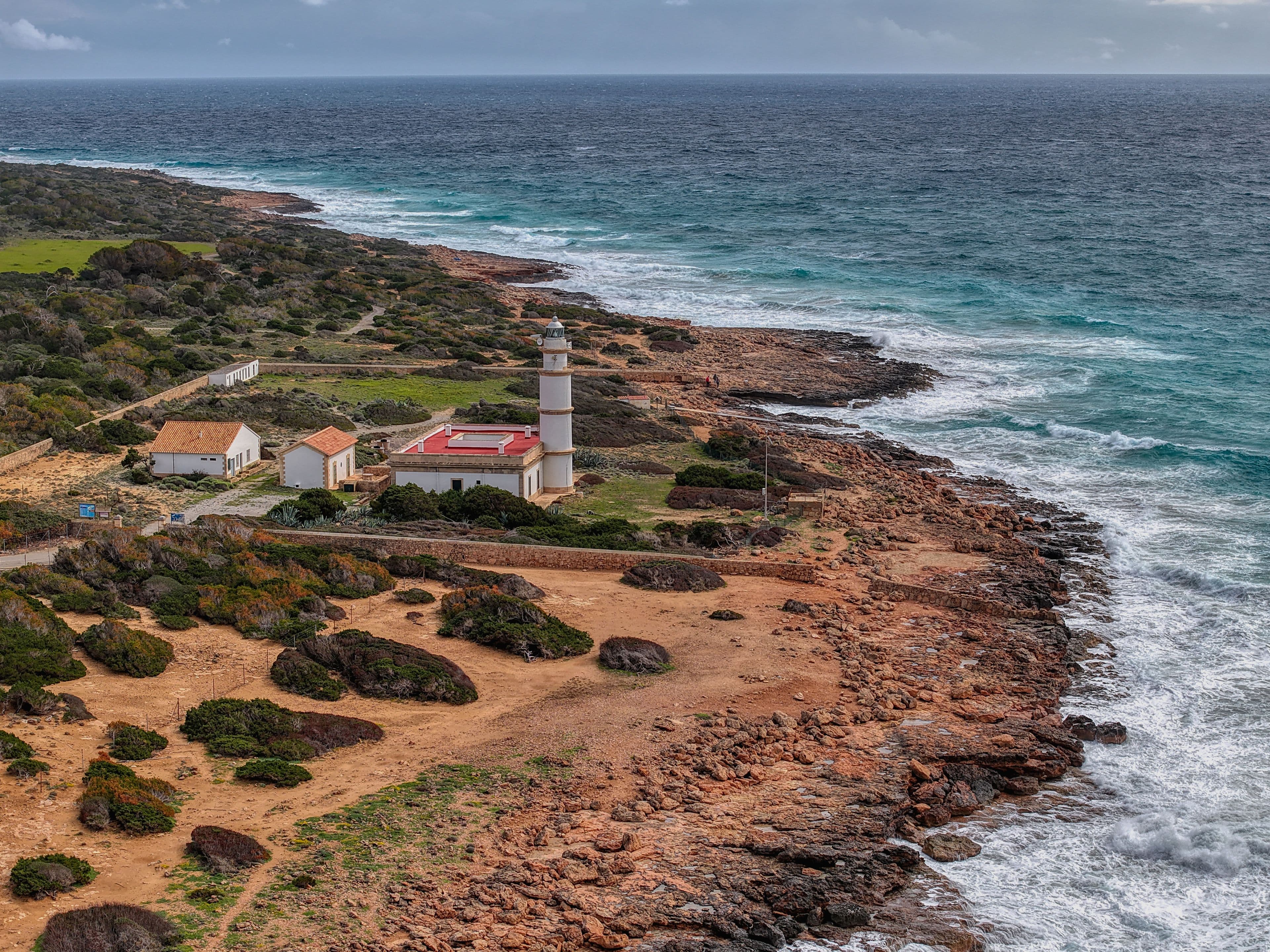 Coastal landscape and lighthouse — destination inspiration